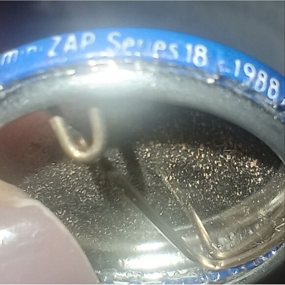 Vintage 1988 No I'm Not Your Mother Button EUC - Picture 4 of 6